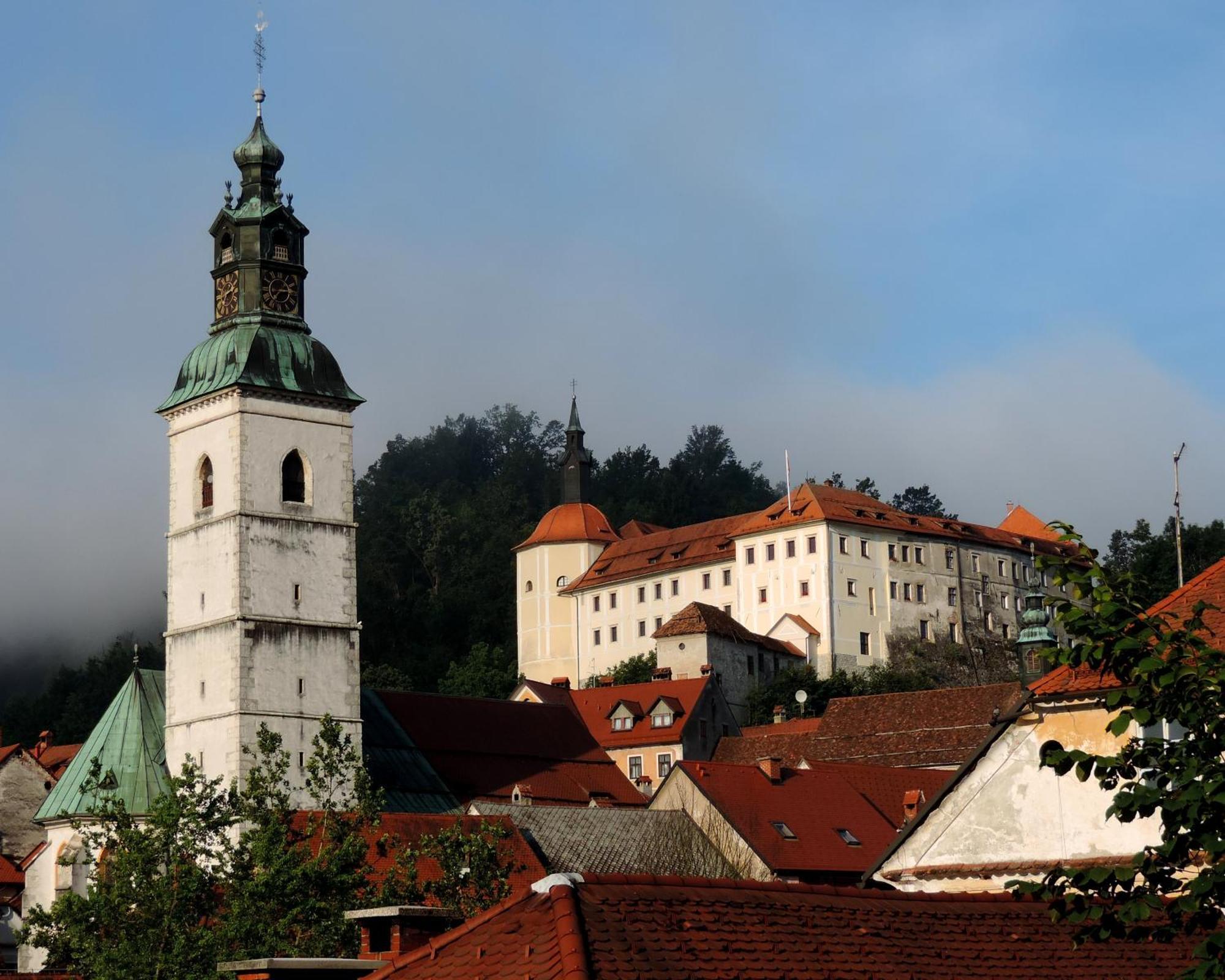 Rooms And Apartment Na Poljani Škofja Loka Esterno foto